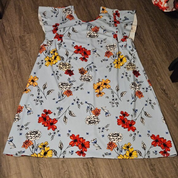 In Every Story... Floral Flowy Dress BNWT - Picture 1 of 4